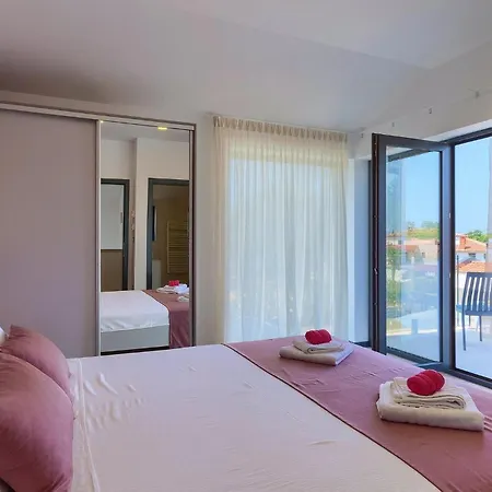 Holiday home Silvia *